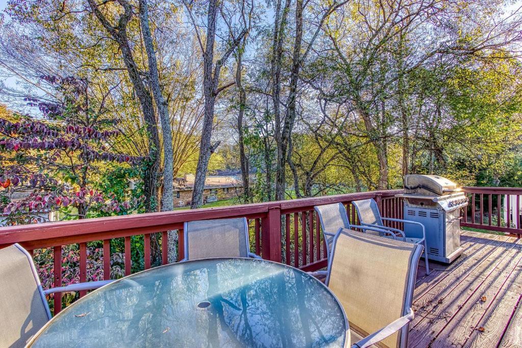 Rock Of Ages, Hot Tub, Game Room, Wifi, 1089 Free Tickets Each Paid Day, Dollywood And More Pigeon Forge Eksteriør billede